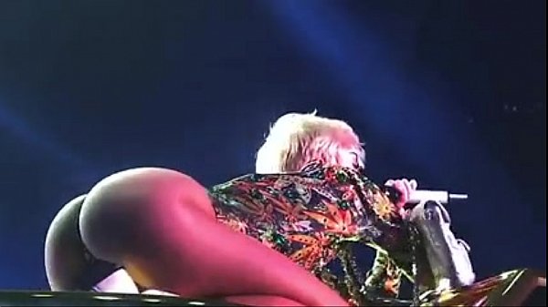 Miley cyrus asshole