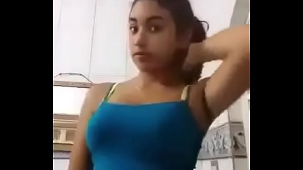 Novinha tirando a roupa webcam
