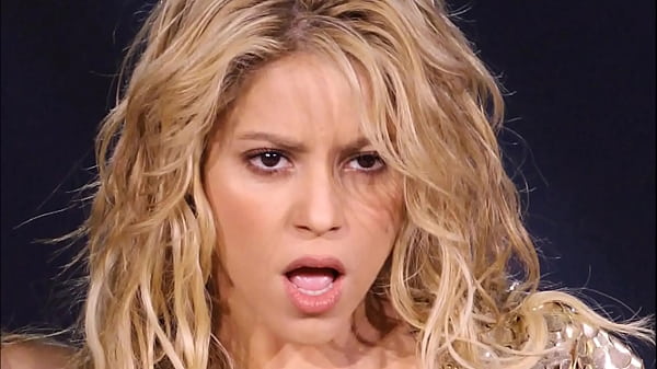 Shakira loca ao vivo