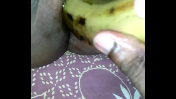 Nude with banana