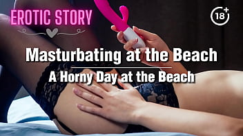 Se masturbando na praia