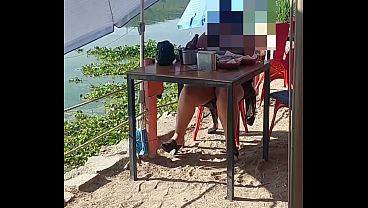 Foto perna aberta